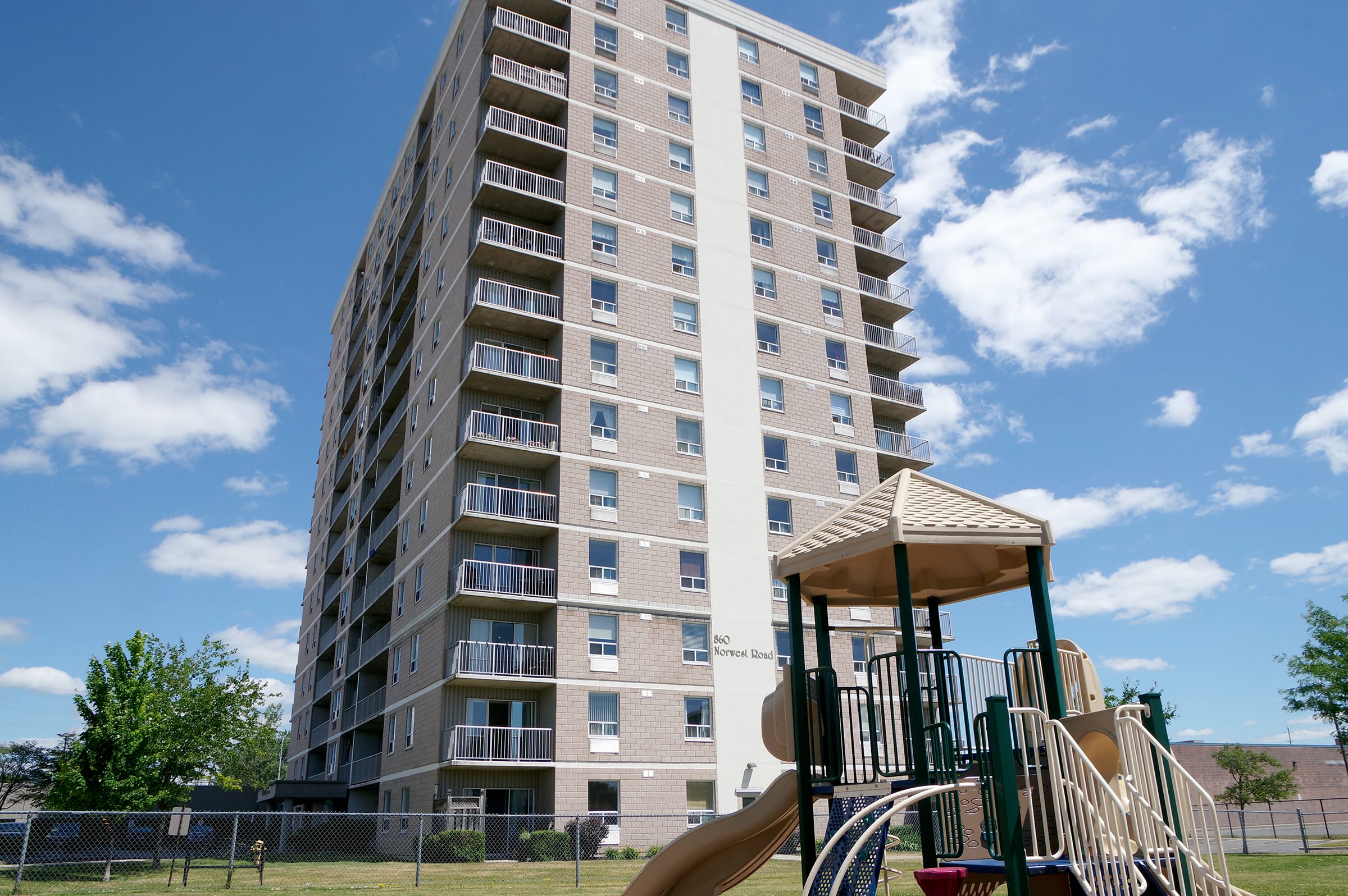 CONTRA-DEXTRA-AVENUE Evraz Place - Regina - Canadian Convention Centres